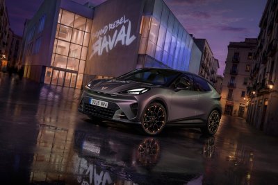 De Cupra Raval is er en hij kost 25.990 euro
